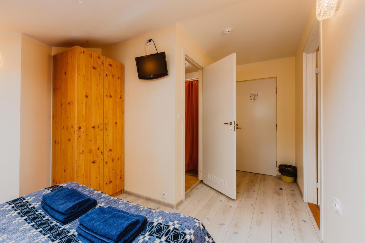 Aleksandri Hotel Tartu Bagian luar foto