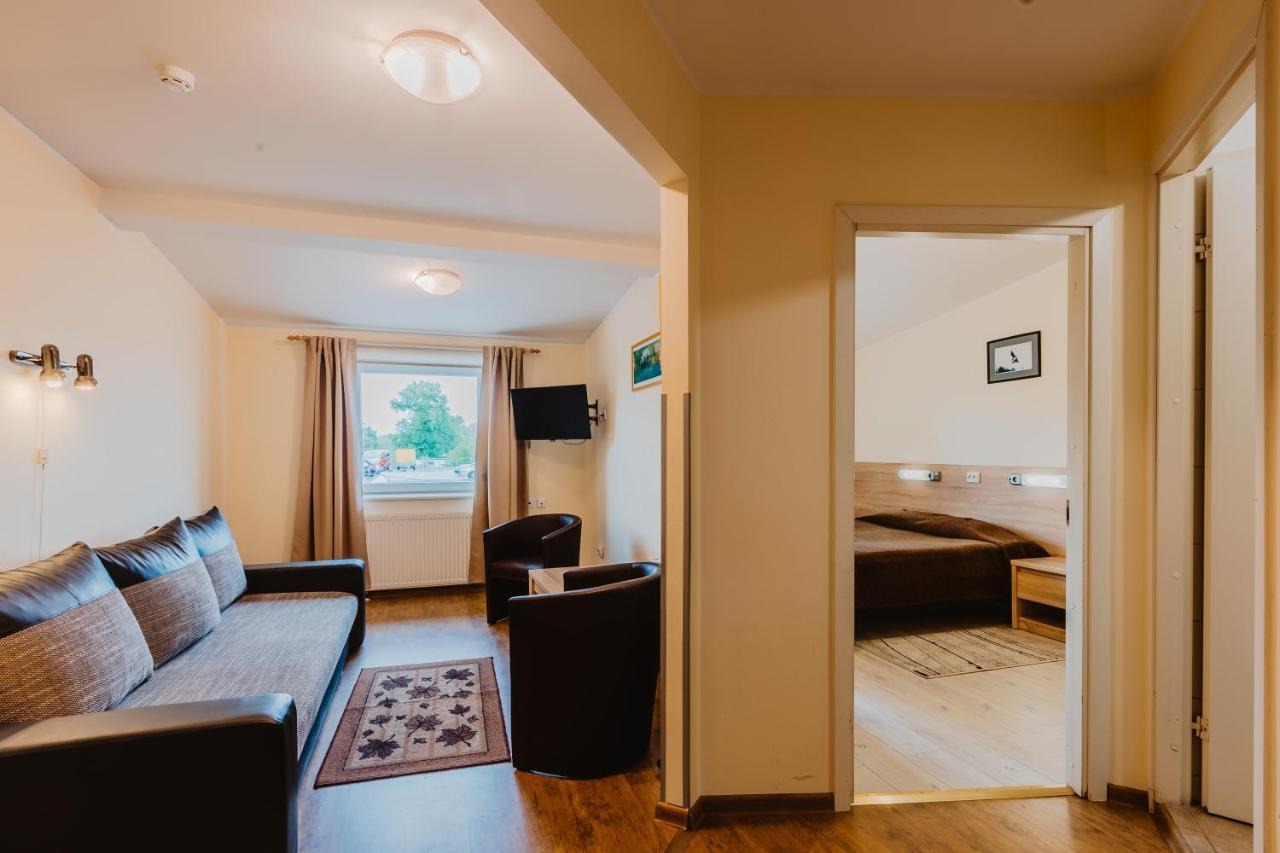 Aleksandri Hotel Tartu Bagian luar foto