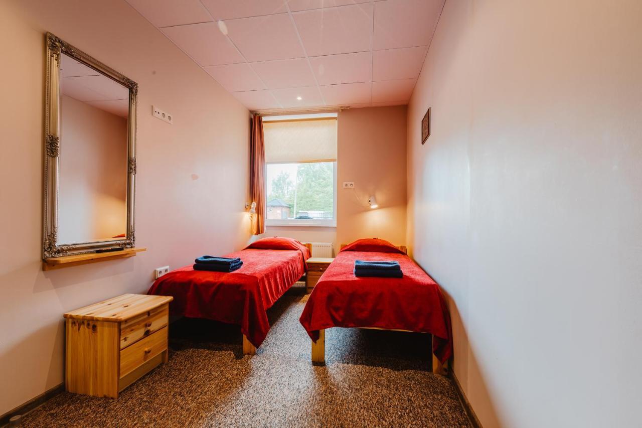 Aleksandri Hotel Tartu Bagian luar foto