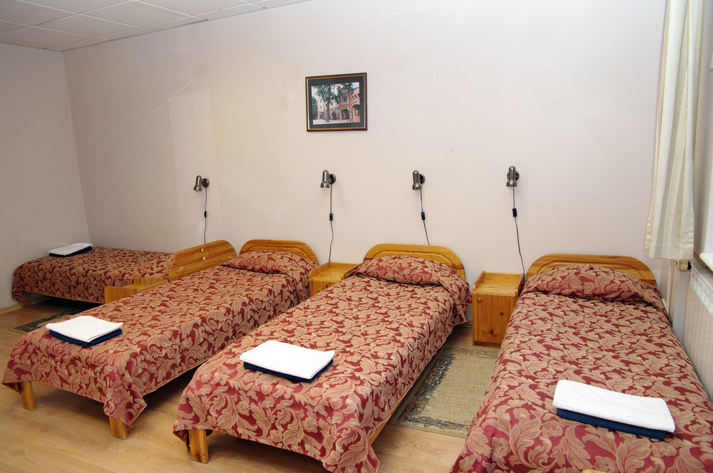 Aleksandri Hotel Tartu Bagian luar foto