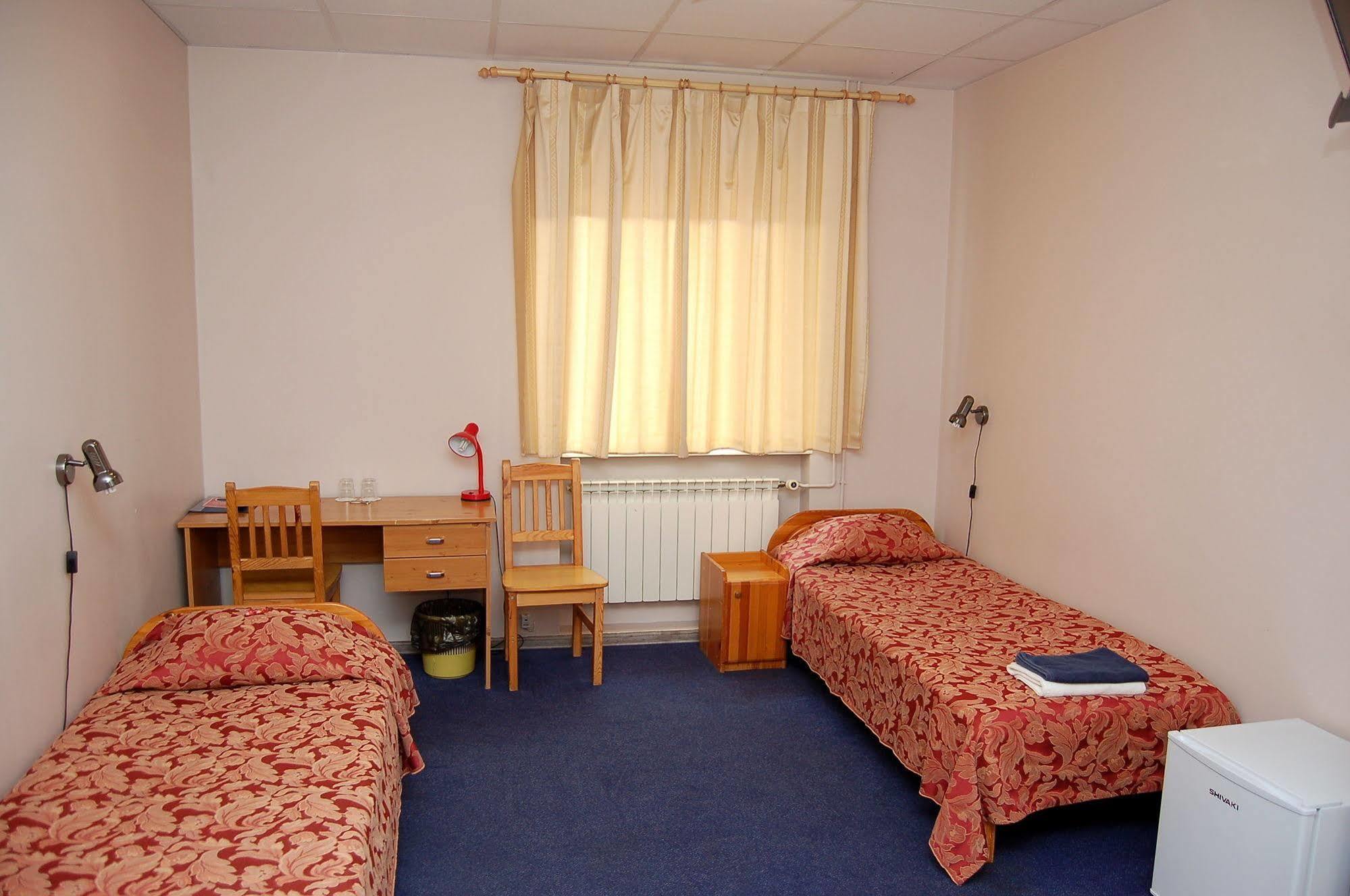 Aleksandri Hotel Tartu Bagian luar foto